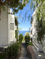 Upper-Floor Apartment With Panoramic Sea Views In Kumbahçe