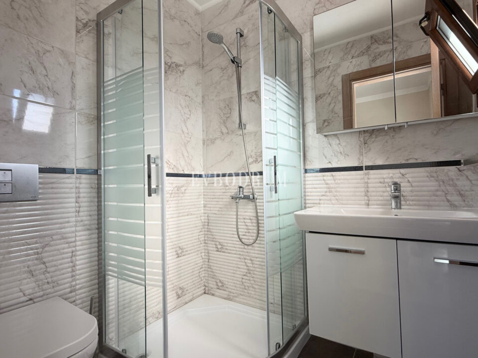 Annual Rental Apartment Within Walking Distance Of The Sea In Ortakent Yahşi